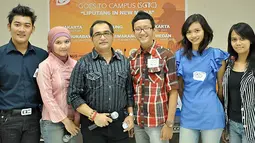 Lima finalis audisi presenter dalam ajang SCTV Goes to Campus di Kampus Fisipol Universitas Gajahmada, Yogyakarta, (15/3).(Foto: Agung Binarko)