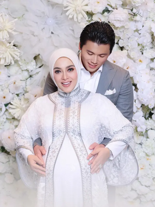 Syahrini Hamil