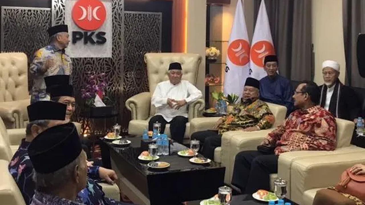 Kendati demikian, Din menegaskan dirinya tidak mempunyai kewenangan ataupun hak untuk menyatakan dukungan secara resmi dari Muhammadiyah.&nbsp;<br>