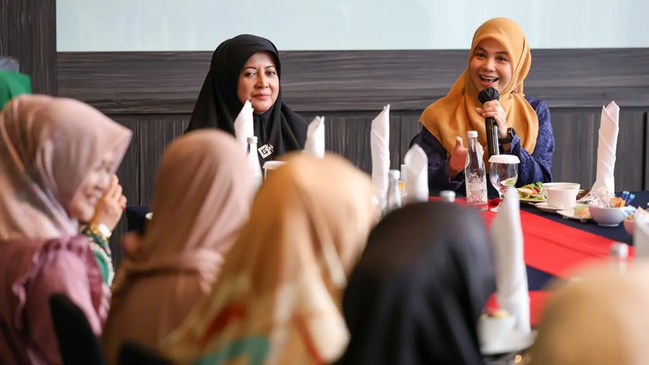 Istri Ganjar Pranowo, Siti Atikoh Supriyanti (Istimewa)