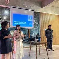 Co-founder Krealogi Hanna Keraf (kiri) dan Co-Chairperson IdeaFest Desy Bachir (kanan) membagikan pengalaman mereka usai mengikuti Eisenhower Fellowship. (Liputan6.com/Benedikta Miranti)