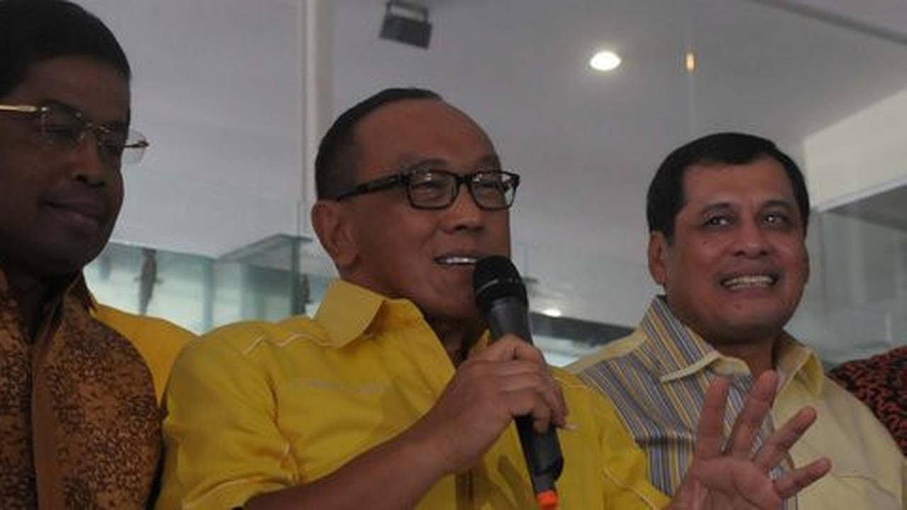 Ical minta semua kader Golkar fokus pemenangan pilkada serentak