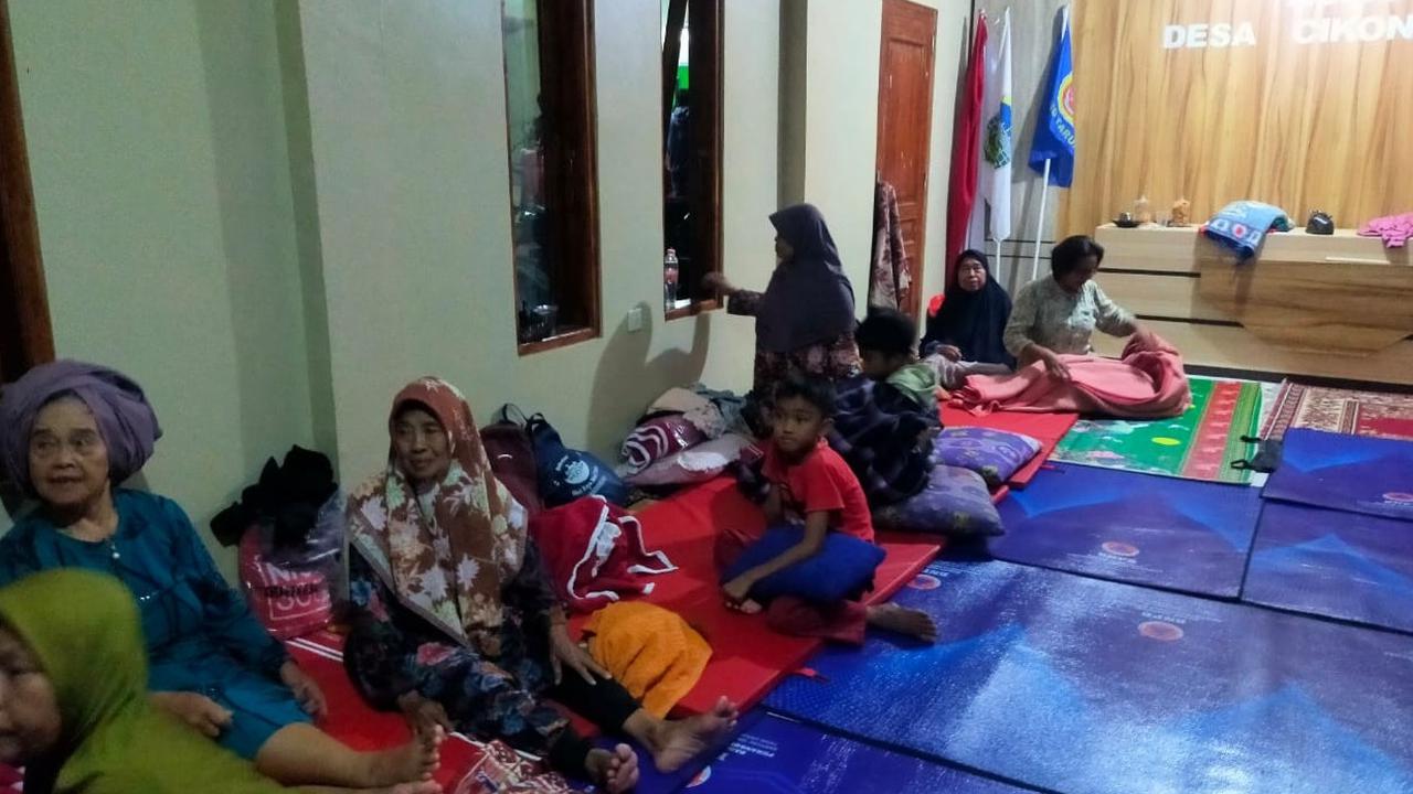 Kemensos Kirim Bantuan untuk Korban Bencana Pergeseran Tanah di Tasikmalaya