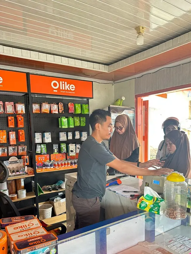 Mampu Ciptakan Lapangan Kerja di Kolaka, AgenBRILink Jadi Jalan Pemuda Ini Kembangkan Usaha