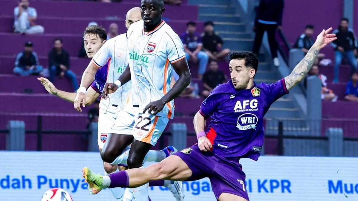 Tak Dapat Hadiah Penalti, Marcos Reina Merasa Lelah dengan Kondisi Dialami Persik di BRI Super League