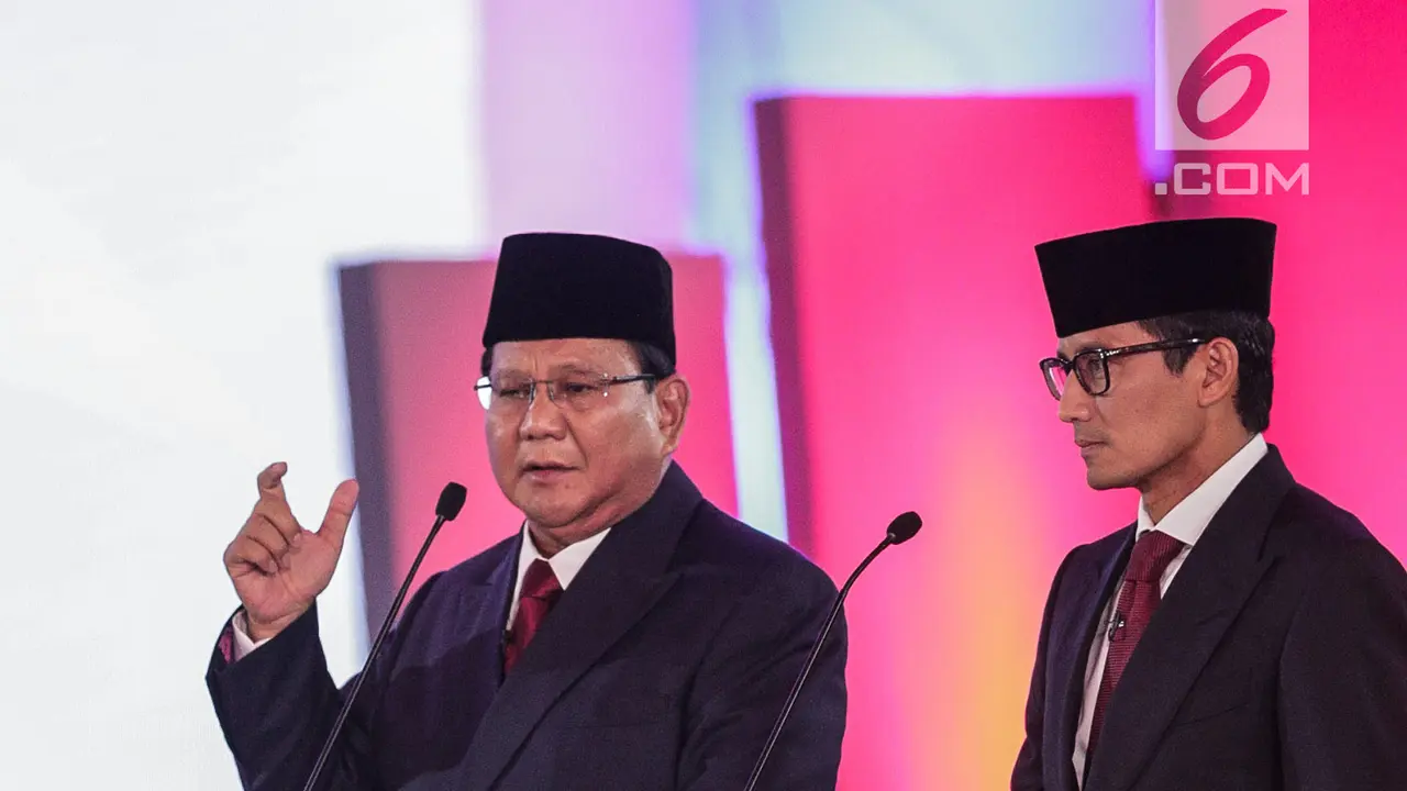 Ekspresi Prabowo - Sandiaga Uno Saat Debat Pilpres 2019