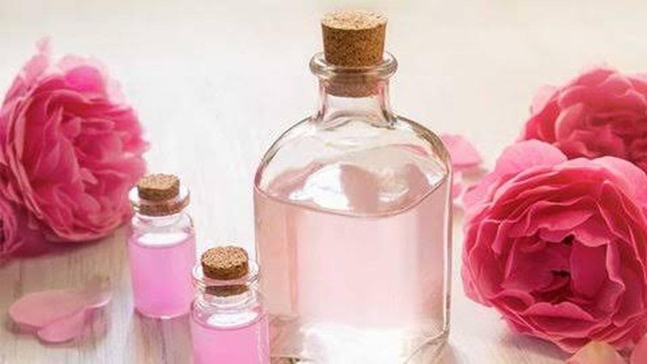 Air Mawar sebagai Elixir Alami untuk Mengendalikan Minyak Berlebih di Wajah