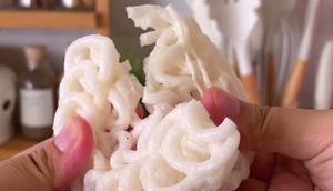 Cara Bikin Kerupuk Melempem Jadi Renyah Kembali Tanpa Dimasukkan ke Oven (Instagram/@annepermata)