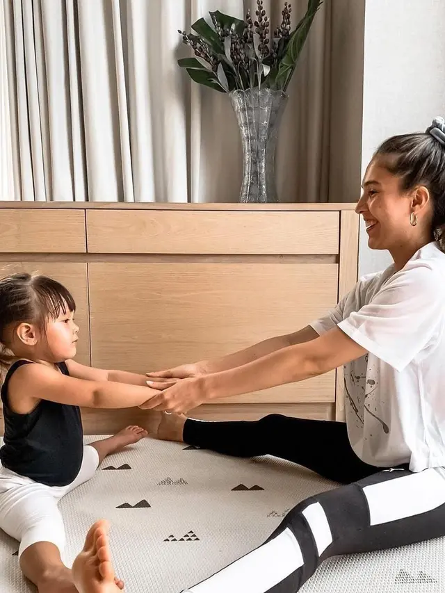 Olivia Jensen tak ingin paksa anak jadi selebriti