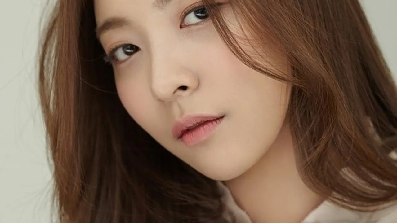 Luna f(x)