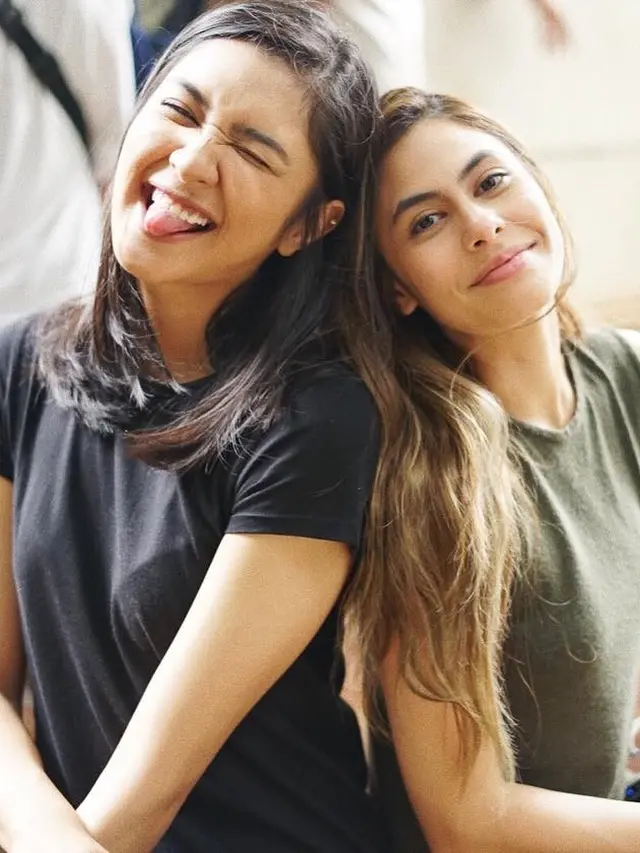 [Bintang] Cantiknya Mikha Tambayong, Marsha Aruan dan Valerie Thomas, Persahabatan Beda Paras Wajah yang Sama-sama Flawless
