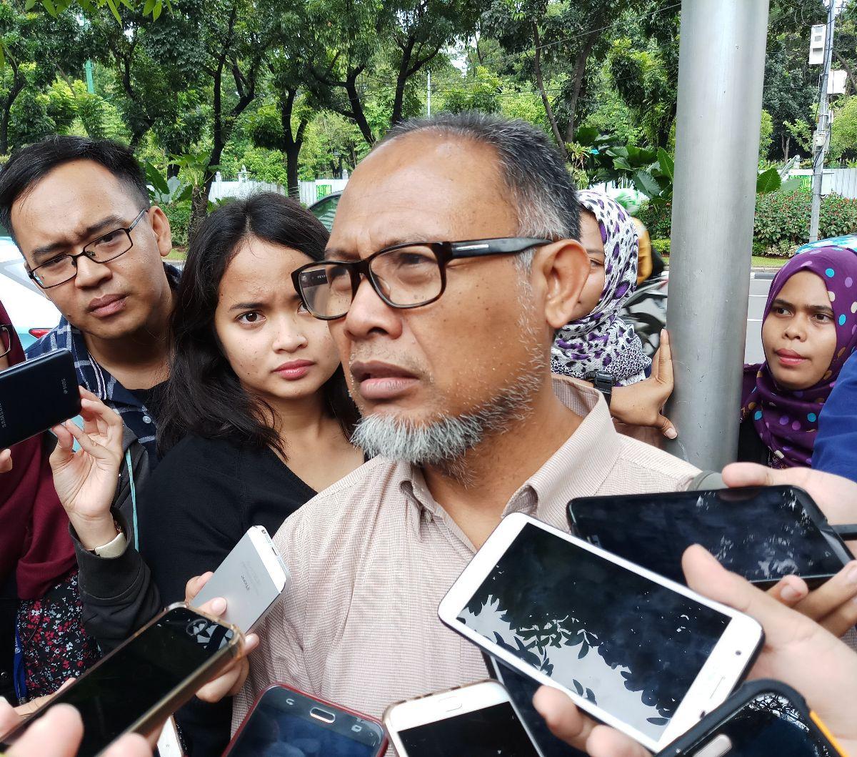 Bambang menyebutkan, bukti tidak demokratis yakni pencopotan Pj Gubernur Aceh Achmad Marzuki lantaran paslon nomor urut 2, Prabowo-Gibran kalah di Provinsi Aceh.