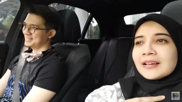 Zaskia Sungkar - Irwansyah (Foto: YouTube)