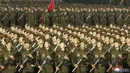 Para prajurit Korea Utara melakukan parade selama perayaan ulang tahun ke-73 negara itu di Lapangan Kim Il Sung di Pyongyang, Kamis (9/9/2021). Parade militer Korea Utara itu merupakan yang pertama sejak Joe Biden menjabat sebagai presiden AS. (Korean Central News Agency/Korea News Service via AP)