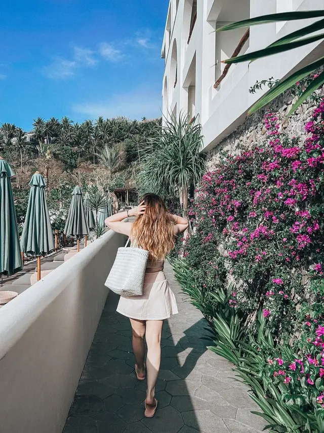 Putri Anne sempat berlibur ke Lombok bersama anak semata wayangnya, Ibrahim beberapa waktu lalu