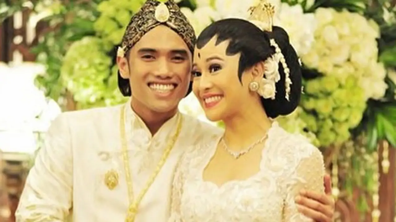 Dian Sastro