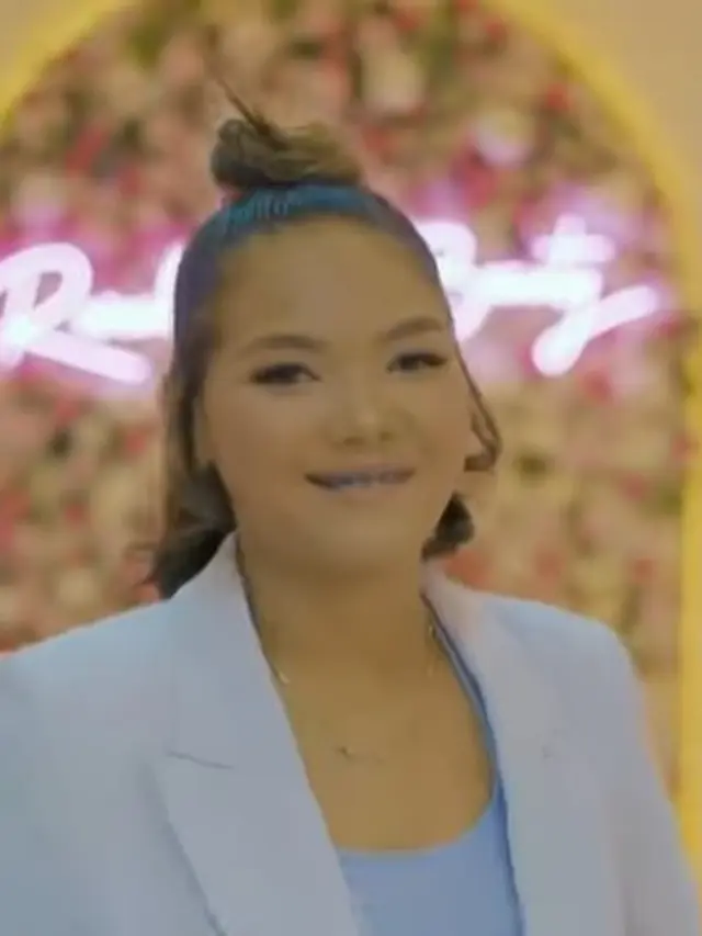 6 Potret Kurma 'Citayam' Saat Tampil Full Makeup Ini Bikin Pangling