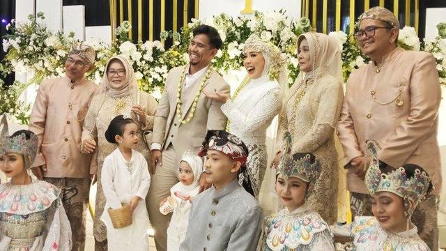 Pernikahan Fitri Tropica kembali dilangsungkan.(Istimewa)