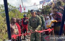 TNI Resmikan Jembatan Gantung Nduga: Bentangan 50 Meter Penghubung Vital di Papua Pegunungan