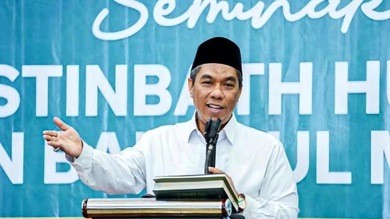 Tancap Gas, Pj Ketum PBNU KH Zulfa Mustofa Konsolidasi Nasional di Hari Pertama Kerja