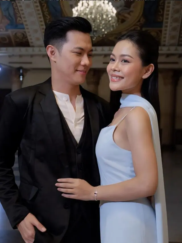 Melly Lee dan Tama Kim di Panggung