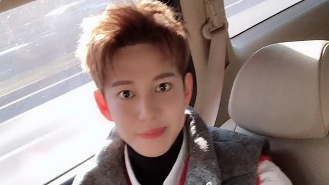 Park Kyung Block B (Instagram/ qkrrud78)