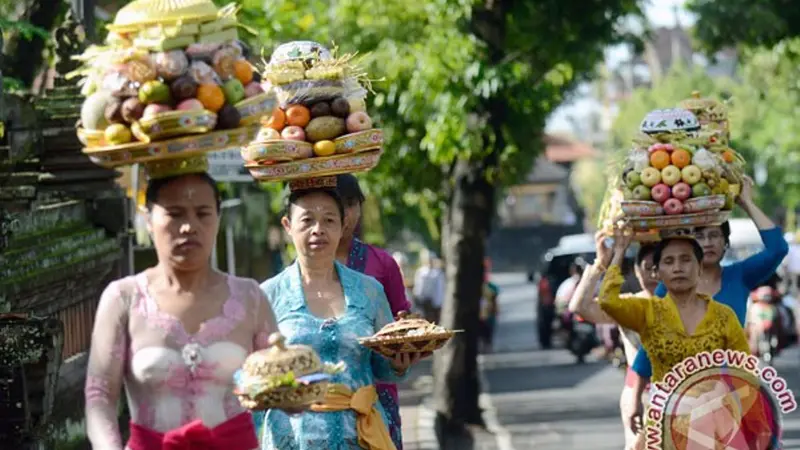 Hormati Tumbuhan, Umat Hindu Bali Gelar Ritual Tumpek Wariga