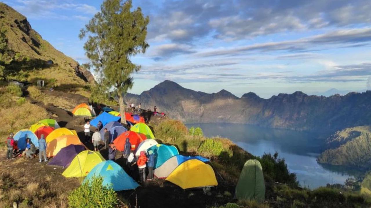Ini Peraturan Baru Pendakian Gunung Rinjani 2025