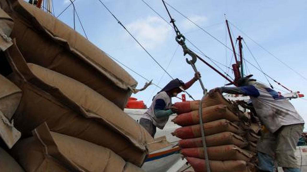 Indocement naikan harga semen 7 persen