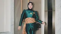 7 Potret Aurel Hermansyah Berbalut Kebaya Modern, Inspirasi Tampil Elegan di Berbagai Acara