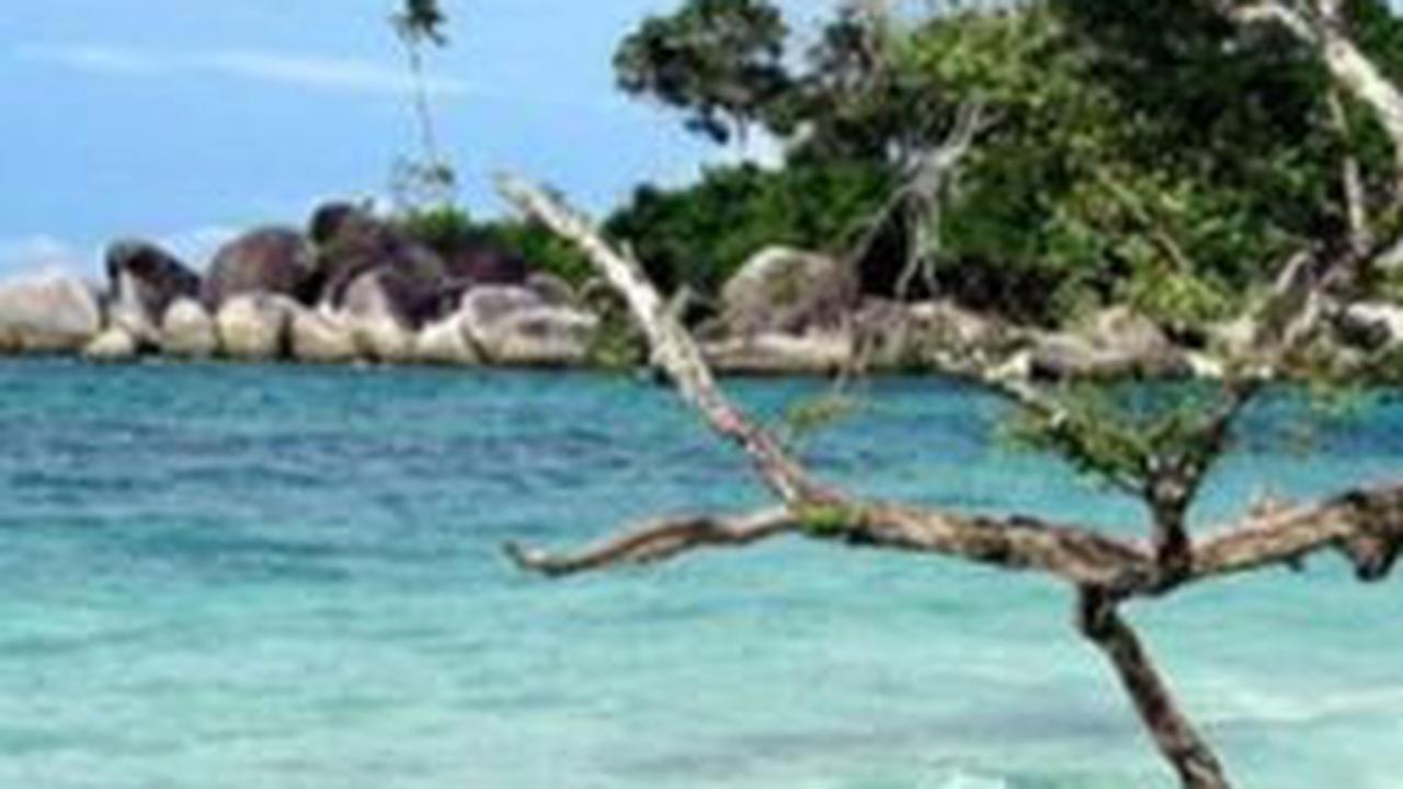 <b>Sejarah Pantai Anyer</b>