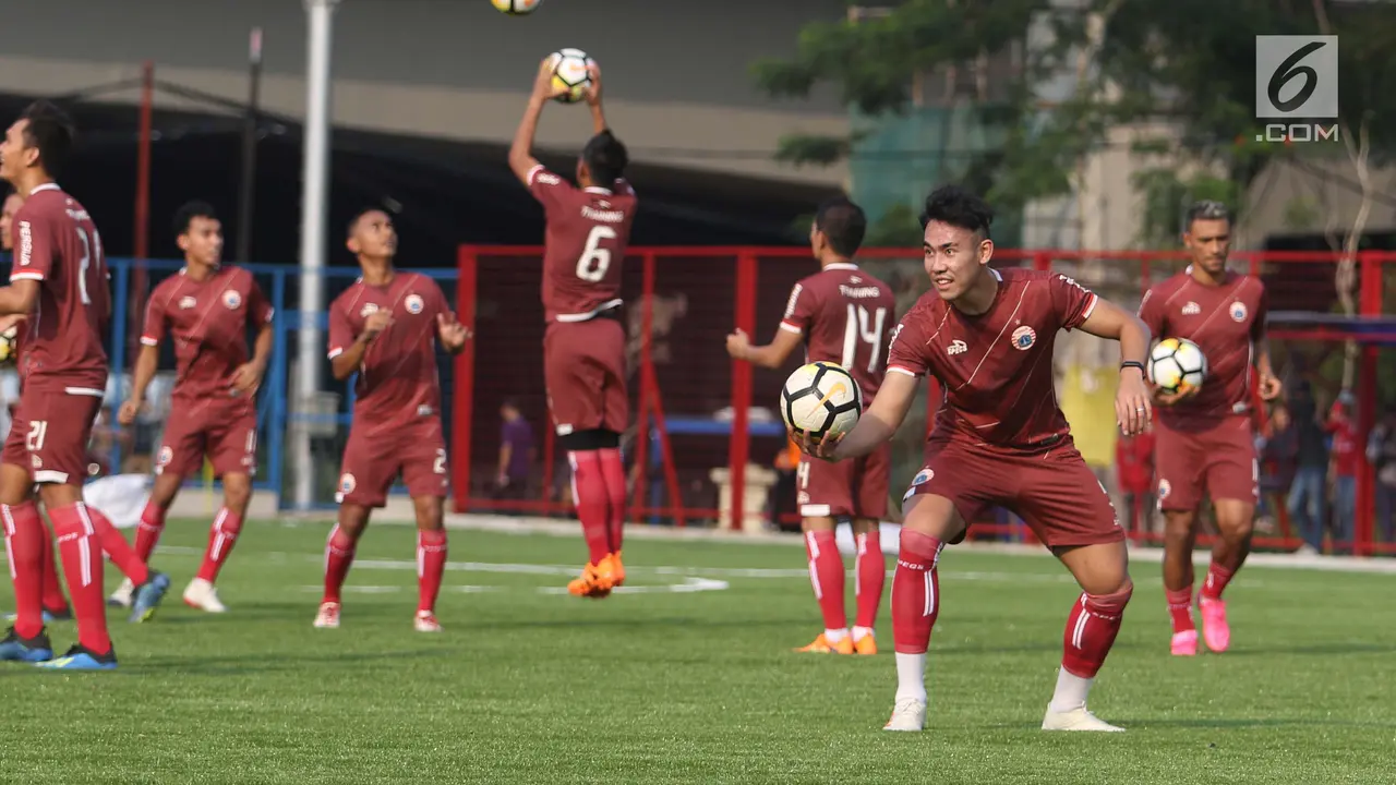 Persija Gelar Latihan Perdana Terbuka