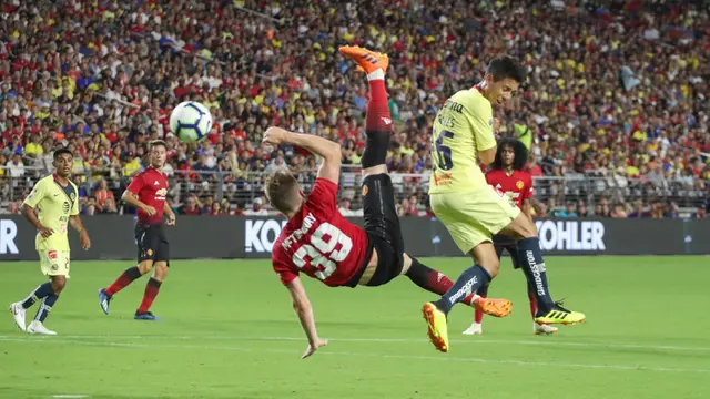 Manchester United, Club America, Laga Uji Coba