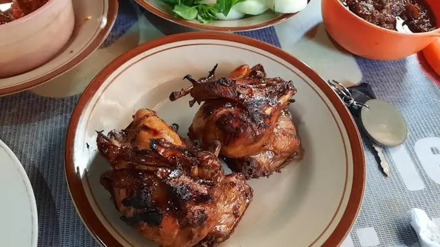 Rekomendasi Tempat Makan Ayam Bakar di Solo