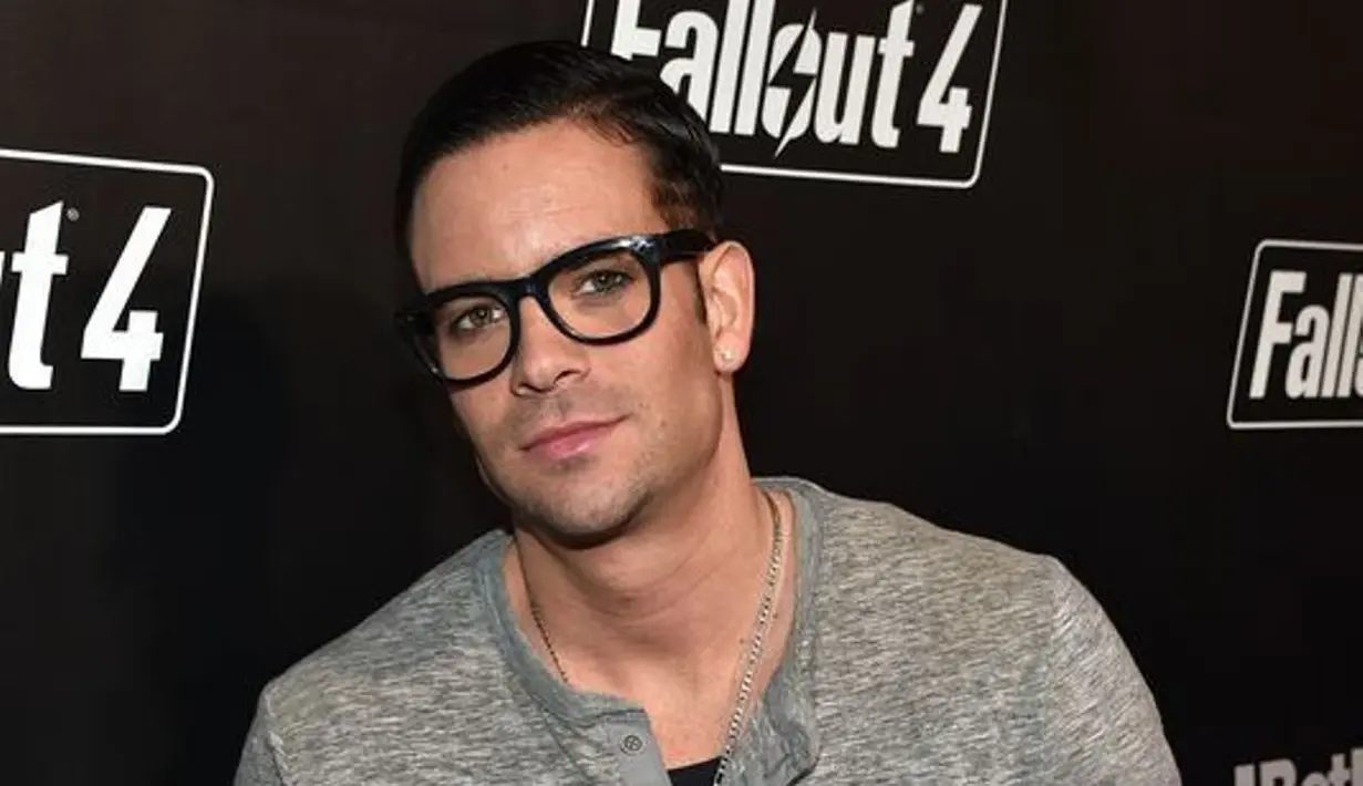 Pada Desember 2015, Mark didakwa karena menerima dan memiliki video serta foto pornografi anak. (USA Today)