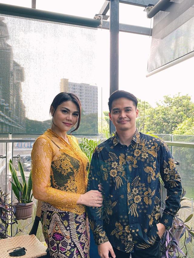 Diduga Balikan, Ini 7 Potret DJ Katty Butterfly dan Aiman Ricky Saat Kondangan