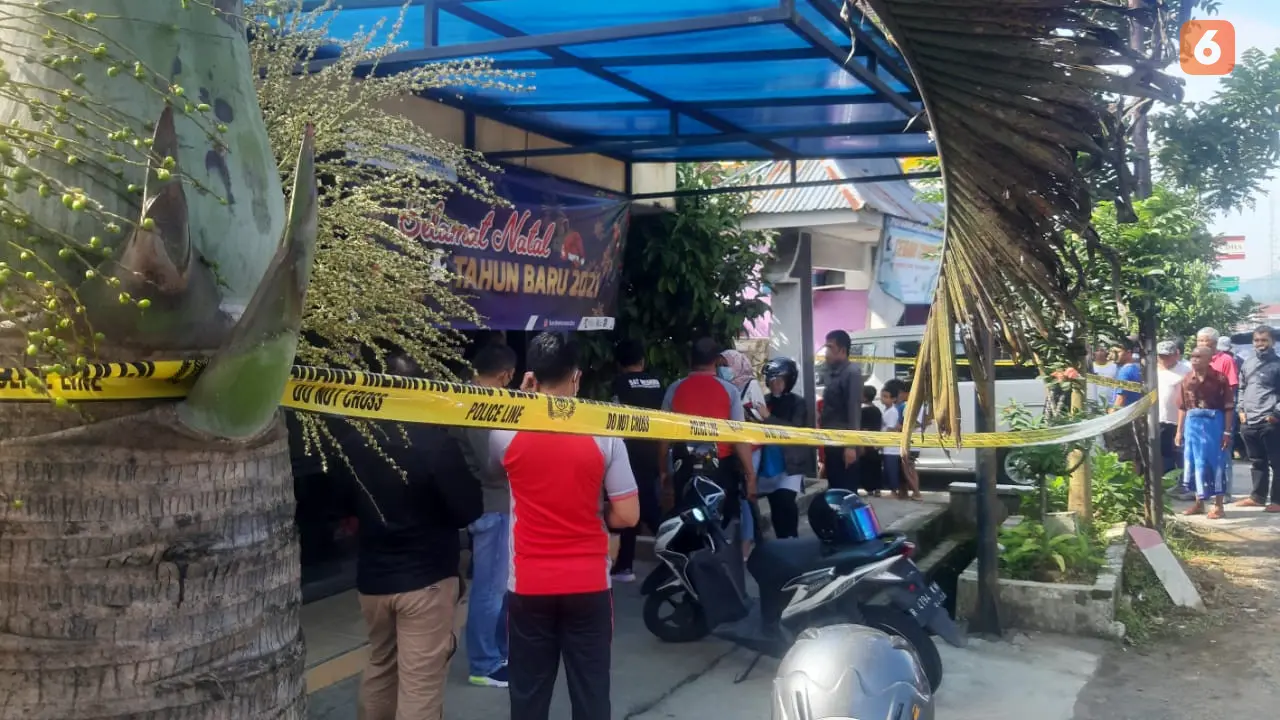 Perampokan di Bank Wonosobo, Kantor Cabang Selomerto, Selasa pagi (2/3/2021). (Foto: Liputan6.com/Polres Wonosobo)