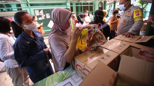 Sinar Mas menggelar Bazar Minyak Goreng Ramadhan. Langkah ini untuk memperkuat rasa solidaritas serta semangat berbagi antar umat. (Dok Sinar Mas)