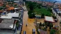 3 hari sudah kawasan Baleendah terendam banjir. Sementara itu, puluhan polisi pamong praja pingsan saat mengikuti upacara.