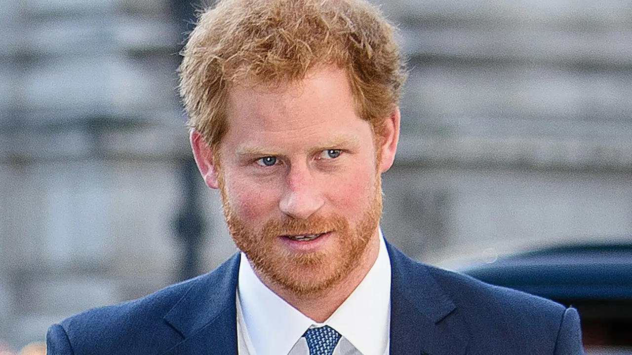 Pangera Harry tak terima kekasihnya Meghan Markle diberitakan negatif. (AFP/Bintang.com)