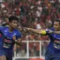 Ahmad Nur Hardianto saat selebrasi bersama tim Arema setelah menjebol gawang Persija di SUGBK, Jakarta (3/8/2019). (Bola.com/Yoppy Renato)