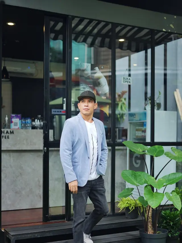 Selebgram Henry Aritonang