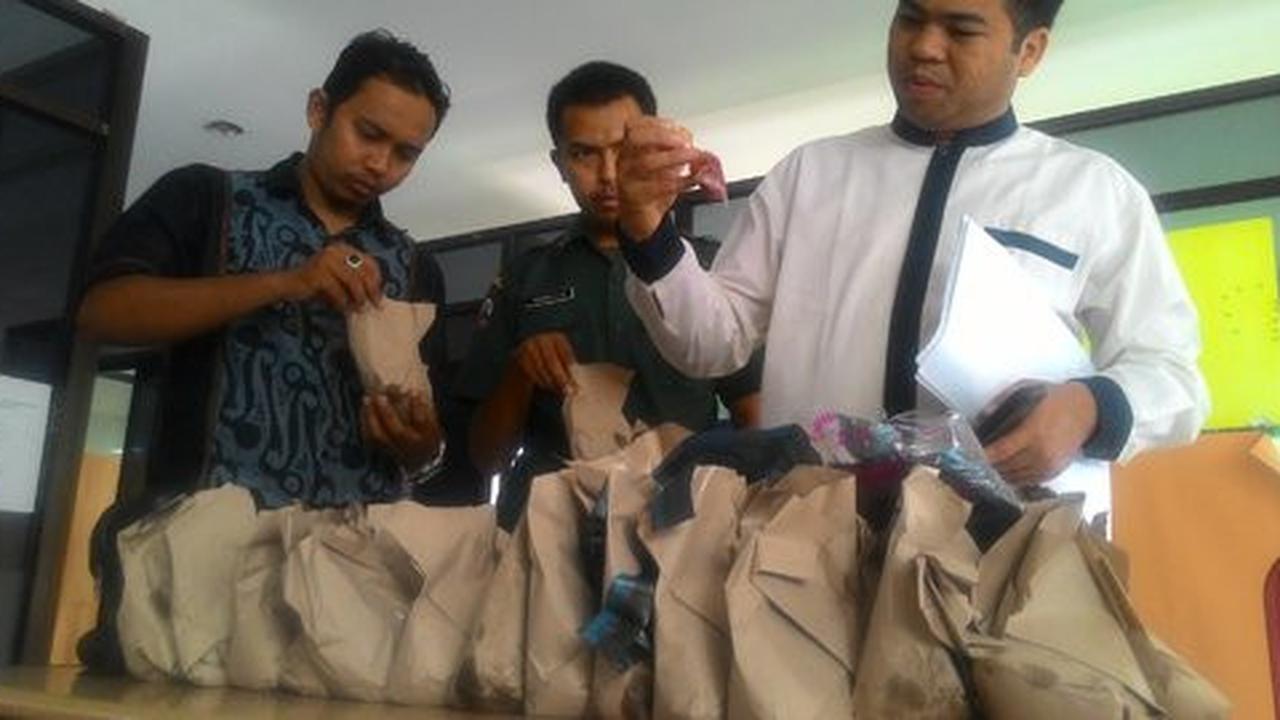 Polisi syariah tangkap tangan penjual nasi bungkus siang hari