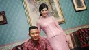 Gaya couple yang sederhana dan manis ketika Annisa Pohan dan Agus Yudhoyono akhirnya bertunangan. [Foto: Instagram/annisayudhoyono]