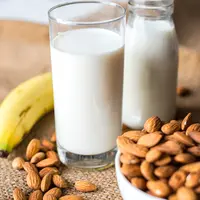 ilustrasi susu almond/copyright Pexels/Rawpixel