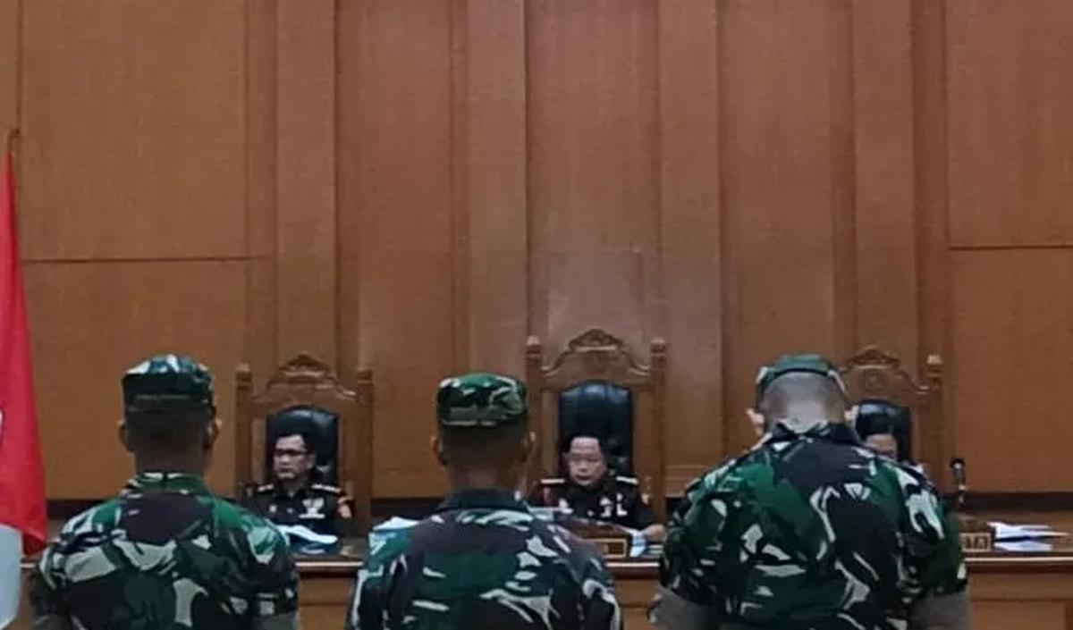 Praka RM Cs diyakini terbukti melanggar pasal Pasal 340 KUHP Jo Pasal 50 ayat 1 ke 1 KUHP dan Pasal 328 KUHP Jo Pasal 55 ayat 1 ke 1.