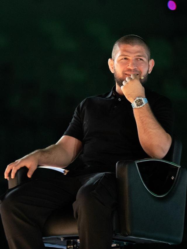 Kahforward Gandeng Khabib Nurmagomedov Beri Inspirasi Generasi Muda untuk Ciptakan Perubahan Positif