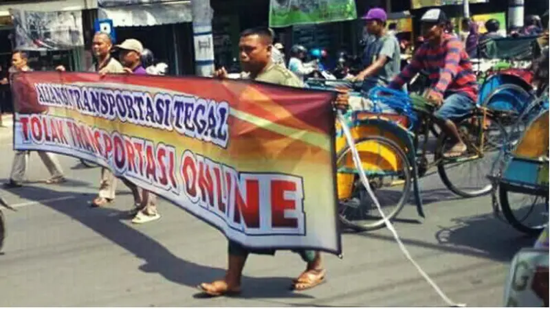 Demo Tolak Transportasi Online di Tegal