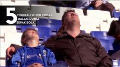 Berikut video super kocak yang terjadi dalam dunia sepak bola mulai dari ulah fans konyol hingga hujan yang memberhentikan pertandingan.