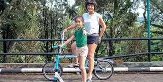 (Instagram/nirinazubir_)